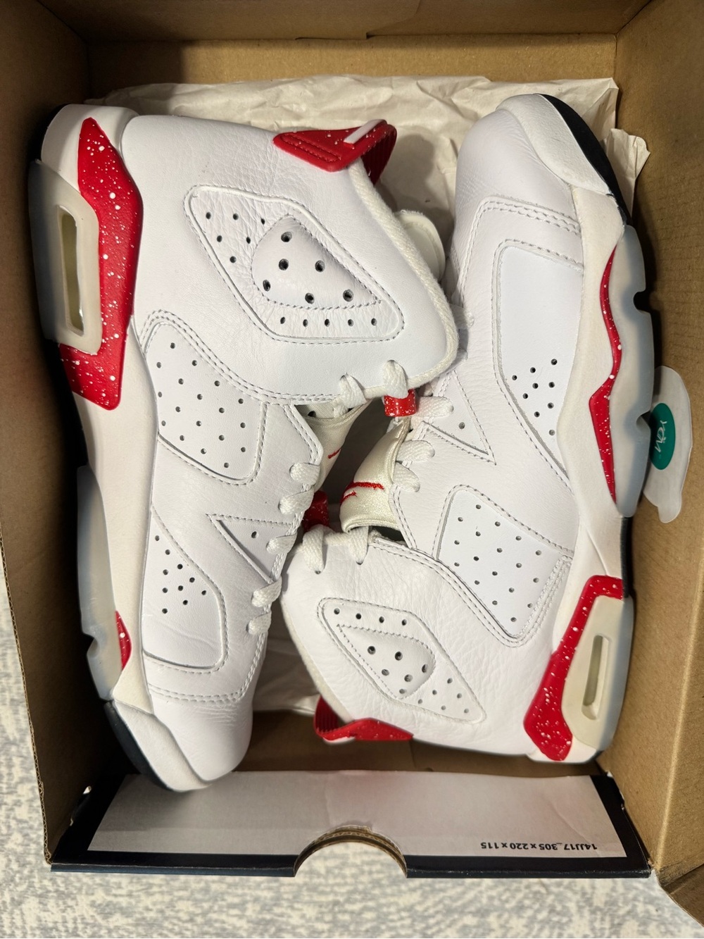 Jordan 6 Kids White and Red Retro Basketball Sneakers